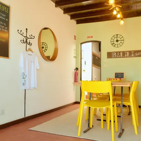 Balili Surf House Πανσιόν