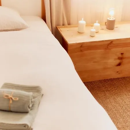Gasthuis Balili Surf House