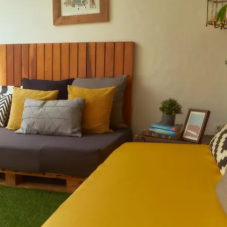 Gasthuis Balili Surf House