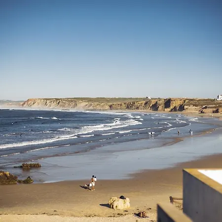 Gasthuis Balili Surf House Baleal