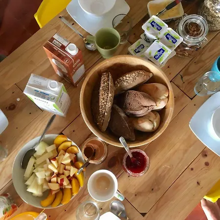 Balili Surf House Πανσιόν 2*