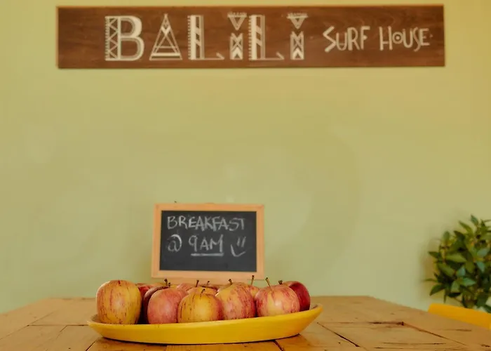 게스트하우스 Balili Surf House 2*