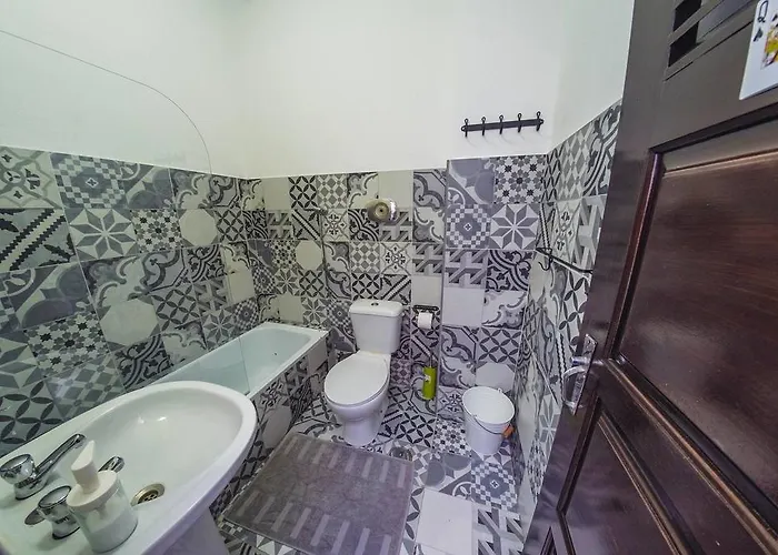 게스트하우스 Balili Surf House 2*